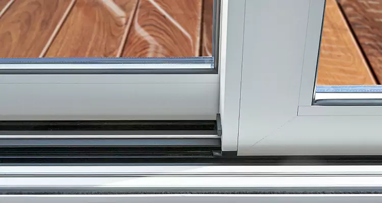 Patio Doors Leaking Water Issue Repair Services in Clermont, FL