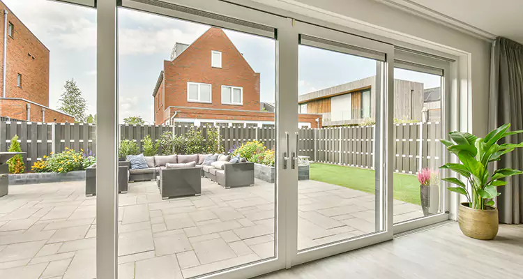 Best Sliding Screen Door Replacement Company in Clermont, FL